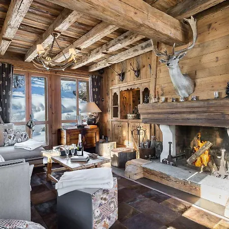 Шале Superbe Avec 5 Chambres, Jacuzzi Et Services De Luxe, A 300m Des Pistes A Village - Fr-1-562-21