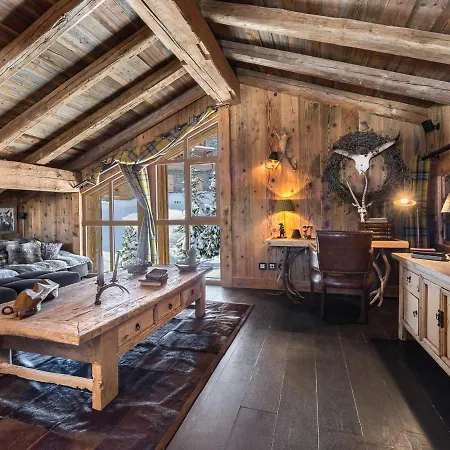 Superbe Avec 5 Chambres, Jacuzzi Et Services De Luxe, A 300m Des Pistes A Village - Fr-1-562-21 Шале *