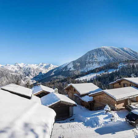 Шале Superbe Avec 5 Chambres, Jacuzzi Et Services De Luxe, A 300m Des Pistes A Village - Fr-1-562-21 Куршевель